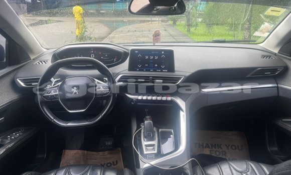 Sayi Na hannu Peugeot 3008 Sauran Mota in Douala a Ƙasar Kamaru Sayi Na hannu Peugeot 3008 Sauran Mota in Douala a Ƙasar Kamaru