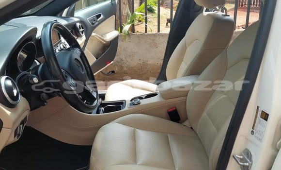 Sayi Sabo Mercedes‒Benz GLA-klasse White Mota in Yaounde a Babban Kamaru Sayi Sabo Mercedes‒Benz GLA-klasse White Mota in Yaounde a Babban Kamaru
