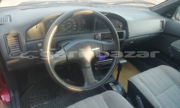 Acheter Occasion Voiture Toyota Corolla Rouge à Yaoundé, Central Cameroon Acheter Occasion Voiture Toyota Corolla Rouge à Yaoundé, Central Cameroon