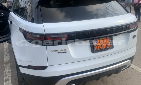 Acheter Occasion Voiture Land Rover Range Rover Blanc à Douala, Littoral Cameroon Acheter Occasion Voiture Land Rover Range Rover Blanc à Douala, Littoral Cameroon