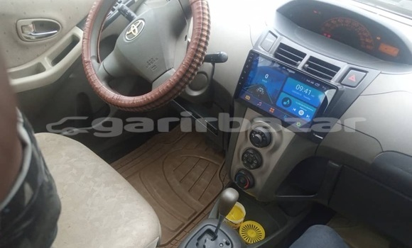Acheter Occasion Voiture Toyota Yaris Blanc à Yaoundé, Central Cameroon Acheter Occasion Voiture Toyota Yaris Blanc à Yaoundé, Central Cameroon