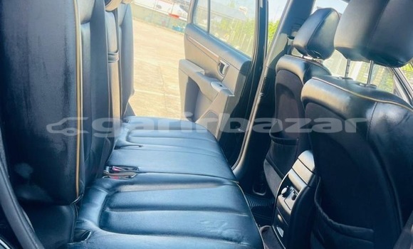 Sayi Sabo Hyundai Santa Fe Black Mota in Douala a Ƙasar Kamaru Sayi Sabo Hyundai Santa Fe Black Mota in Douala a Ƙasar Kamaru