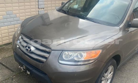 Acheter Occasion Voiture Hyundai Santa Fe Gris à Douala, Littoral Cameroon