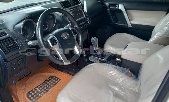Acheter Import Voiture Toyota Land Cruiser Prado Blanc à Douala, Littoral Cameroon Acheter Import Voiture Toyota Land Cruiser Prado Blanc à Douala, Littoral Cameroon