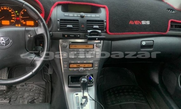 Sayi Na hannu Toyota Avensis Sauran Mota in Douala a Ƙasar Kamaru Sayi Na hannu Toyota Avensis Sauran Mota in Douala a Ƙasar Kamaru