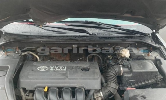 Sayi Na hannu Toyota Avensis Sauran Mota in Douala a Ƙasar Kamaru Sayi Na hannu Toyota Avensis Sauran Mota in Douala a Ƙasar Kamaru