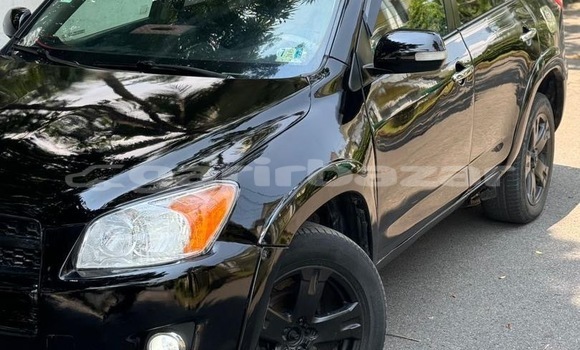 Buy Used Toyota RAV4 Black Car in Douala in Littoral Cameroon