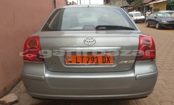 Acheter Occasion Voiture Toyota Avensis Gris à Yaoundé, Central Cameroon Acheter Occasion Voiture Toyota Avensis Gris à Yaoundé, Central Cameroon