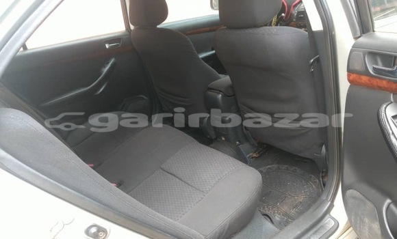 Acheter Occasion Voiture Toyota Avensis Gris à Yaoundé, Central Cameroon Acheter Occasion Voiture Toyota Avensis Gris à Yaoundé, Central Cameroon