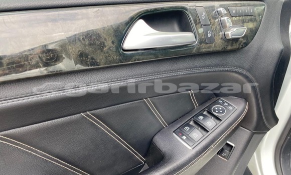 Buy New Mercedes‒Benz GLE Coupe White Car in Douala in Littoral Cameroon Buy New Mercedes‒Benz GLE Coupe White Car in Douala in Littoral Cameroon