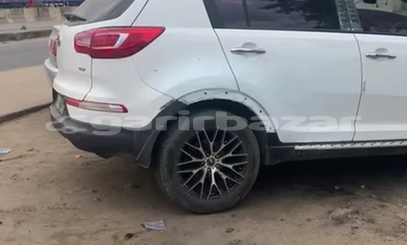 Acheter Import Voiture Kia Sportage Gris à Douala, Littoral Cameroon Acheter Import Voiture Kia Sportage Gris à Douala, Littoral Cameroon