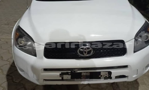 Acheter Occasion Voiture Toyota RAV4 Blanc à Douala, Littoral Cameroon Acheter Occasion Voiture Toyota RAV4 Blanc à Douala, Littoral Cameroon