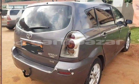 Buy Used Toyota Corolla Verso Other Car in Yaounde in Central Cameroon
