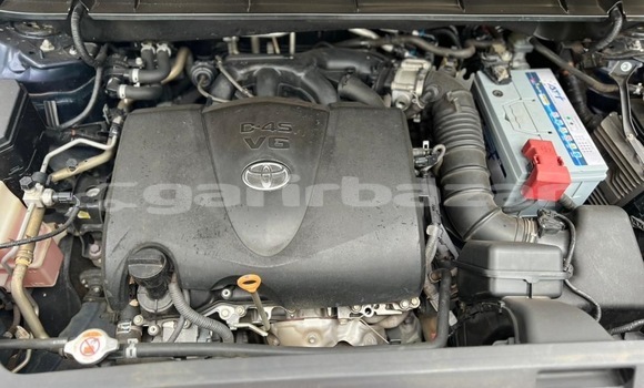 Buy New Toyota Highlander Other Car in Douala in Littoral Cameroon Buy New Toyota Highlander Other Car in Douala in Littoral Cameroon