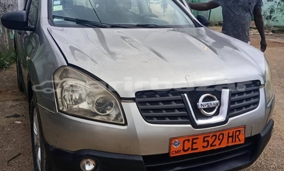 Sayi Na hannu Nissan Qashqai Sauran Mota in Douala a Ƙasar Kamaru