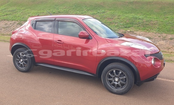 Buy Used Nissan Juke Red Car in Yaounde in Central Cameroon