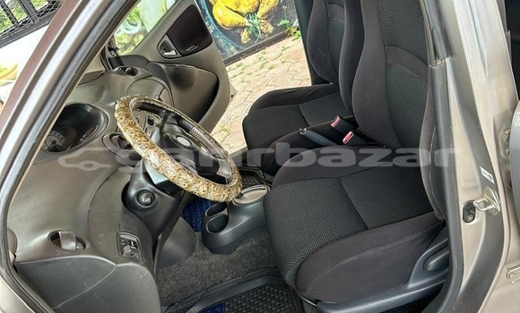 Acheter Neuf Voiture Toyota Yaris Gris à Yaoundé, Central Cameroon Acheter Neuf Voiture Toyota Yaris Gris à Yaoundé, Central Cameroon