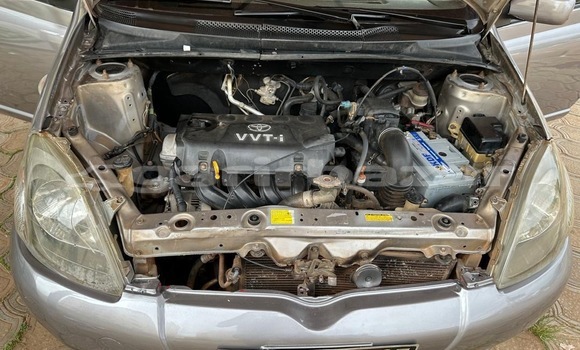 Acheter Neuf Voiture Toyota Yaris Gris à Yaoundé, Central Cameroon Acheter Neuf Voiture Toyota Yaris Gris à Yaoundé, Central Cameroon