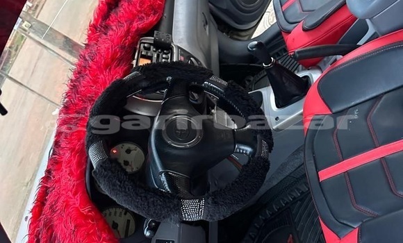 Acheter Neuf Voiture Toyota RAV4 Gris à Yaoundé, Central Cameroon Acheter Neuf Voiture Toyota RAV4 Gris à Yaoundé, Central Cameroon