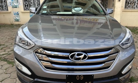 Buy Used Hyundai Santa Fe Other Car in Yaounde in Central Cameroon Buy Used Hyundai Santa Fe Other Car in Yaounde in Central Cameroon