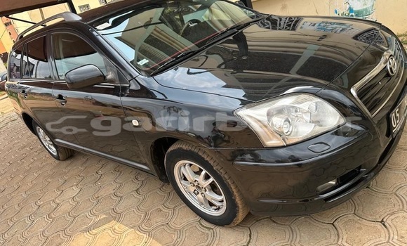 Acheter Occasion Voiture Toyota Avensis Noir à Yaoundé, Central Cameroon Acheter Occasion Voiture Toyota Avensis Noir à Yaoundé, Central Cameroon