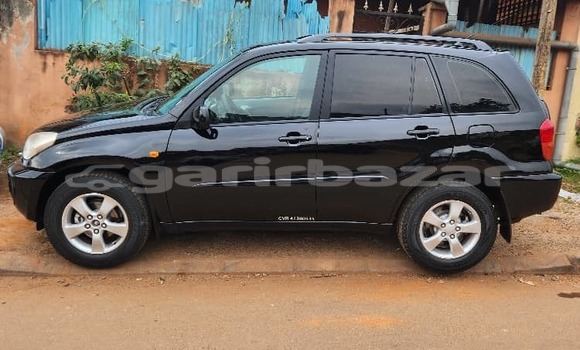 Acheter Occasion Voiture Toyota RAV4 Noir à Yaoundé, Central Cameroon