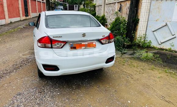 Acheter Occasion Voiture Suzuki Ciaz Blanc à Douala, Littoral Cameroon Acheter Occasion Voiture Suzuki Ciaz Blanc à Douala, Littoral Cameroon