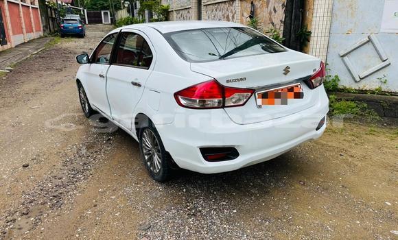 Acheter Occasion Voiture Suzuki Ciaz Blanc à Douala, Littoral Cameroon Acheter Occasion Voiture Suzuki Ciaz Blanc à Douala, Littoral Cameroon
