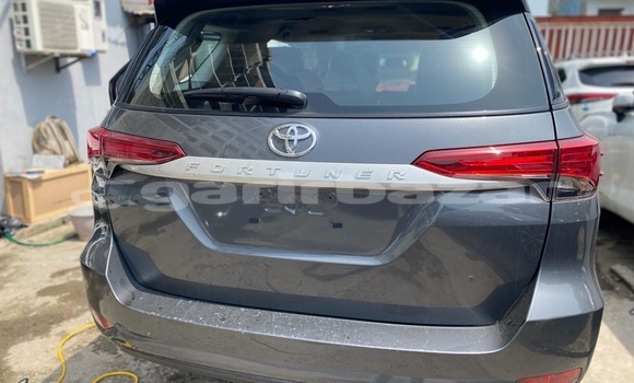 Acheter Neuf Voiture Toyota Fortuner Autre à Douala, Littoral Cameroon