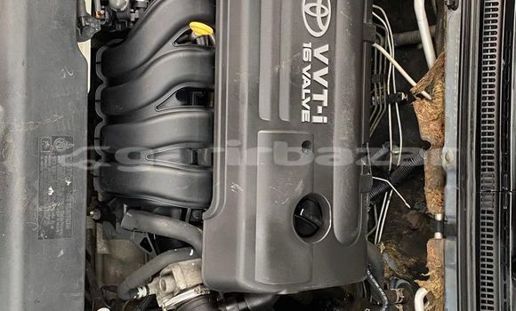 Sayi Na hannu Toyota Corolla Blue Mota in Douala a Ƙasar Kamaru Sayi Na hannu Toyota Corolla Blue Mota in Douala a Ƙasar Kamaru