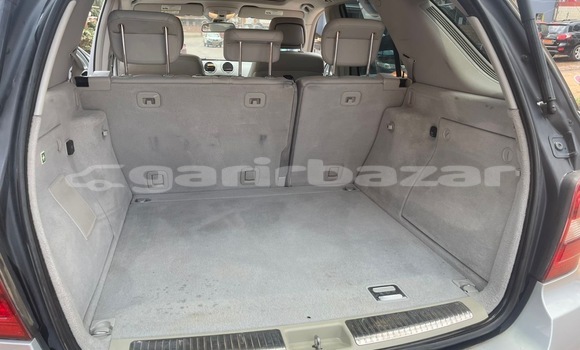 Sayi Sabo Mercedes‒Benz ML–Class Sauran Mota in Yaounde a Babban Kamaru Sayi Sabo Mercedes‒Benz ML–Class Sauran Mota in Yaounde a Babban Kamaru