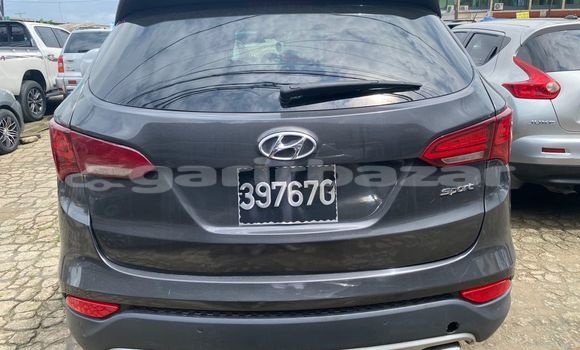 Sayi Imported Hyundai Santa Fe Blue Mota in Douala a Ƙasar Kamaru Sayi Imported Hyundai Santa Fe Blue Mota in Douala a Ƙasar Kamaru