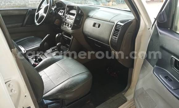 Acheter Occasion Voiture Mitsubishi Montero Sport Blanc à Yaoundé, Central Cameroon Acheter Occasion Voiture Mitsubishi Montero Sport Blanc à Yaoundé, Central Cameroon