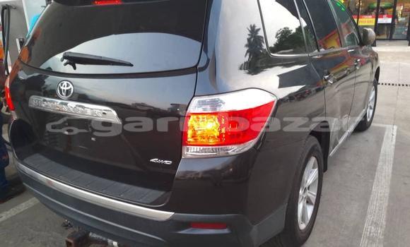 Buy Import Toyota Highlander Black Car in Douala in Littoral Cameroon Buy Import Toyota Highlander Black Car in Douala in Littoral Cameroon