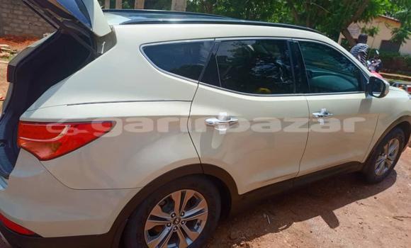 Buy Import Hyundai Santa Fe Beige Car in Douala in Littoral Cameroon Buy Import Hyundai Santa Fe Beige Car in Douala in Littoral Cameroon