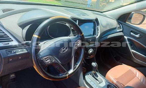Buy Import Hyundai Santa Fe Beige Car in Douala in Littoral Cameroon Buy Import Hyundai Santa Fe Beige Car in Douala in Littoral Cameroon