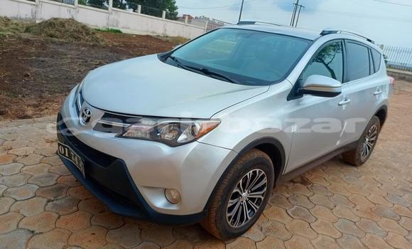 Acheter Import Voiture Toyota RAV4 Gris à Douala, Littoral Cameroon Acheter Import Voiture Toyota RAV4 Gris à Douala, Littoral Cameroon