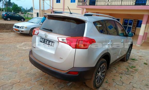 Acheter Import Voiture Toyota RAV4 Gris à Douala, Littoral Cameroon Acheter Import Voiture Toyota RAV4 Gris à Douala, Littoral Cameroon