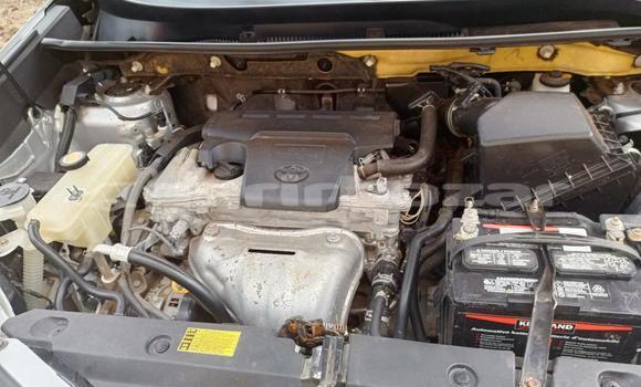 Acheter Import Voiture Toyota RAV4 Gris à Douala, Littoral Cameroon Acheter Import Voiture Toyota RAV4 Gris à Douala, Littoral Cameroon