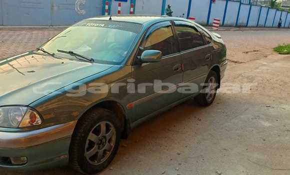 Buy Used Toyota Avensis Green Car in Douala in Littoral Cameroon Buy Used Toyota Avensis Green Car in Douala in Littoral Cameroon