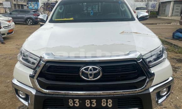 Acheter Neuf Voiture Toyota Hilux Blanc à Douala, Littoral Cameroon Acheter Neuf Voiture Toyota Hilux Blanc à Douala, Littoral Cameroon
