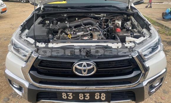 Acheter Neuf Voiture Toyota Hilux Blanc à Douala, Littoral Cameroon Acheter Neuf Voiture Toyota Hilux Blanc à Douala, Littoral Cameroon