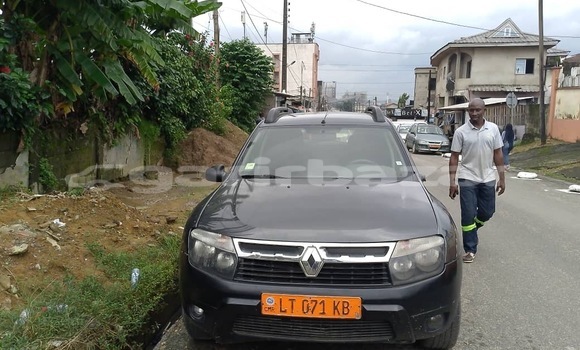 Acheter Occasion Voiture Renault Duster Bleu à Douala, Littoral Cameroon
