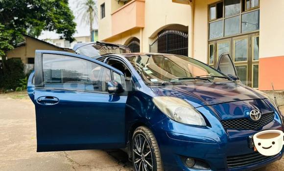 Acheter Occasion Voiture Toyota Yaris Bleu à Yaoundé, Central Cameroon Acheter Occasion Voiture Toyota Yaris Bleu à Yaoundé, Central Cameroon