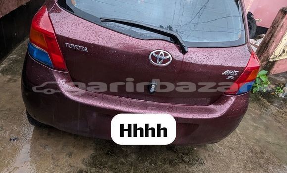 Acheter Occasion Voiture Toyota Yaris Rouge à Douala, Littoral Cameroon Acheter Occasion Voiture Toyota Yaris Rouge à Douala, Littoral Cameroon