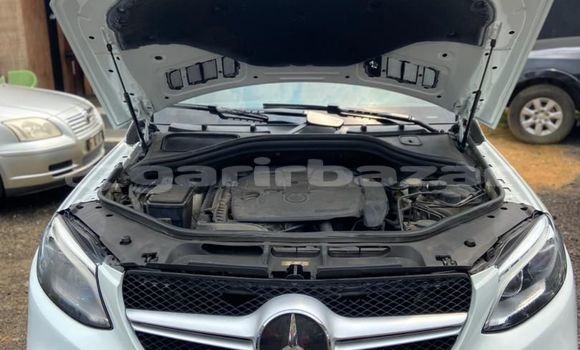 Acheter Occasion Voiture Mercedes‒Benz GLE Blanc à Douala, Littoral Cameroon Acheter Occasion Voiture Mercedes‒Benz GLE Blanc à Douala, Littoral Cameroon