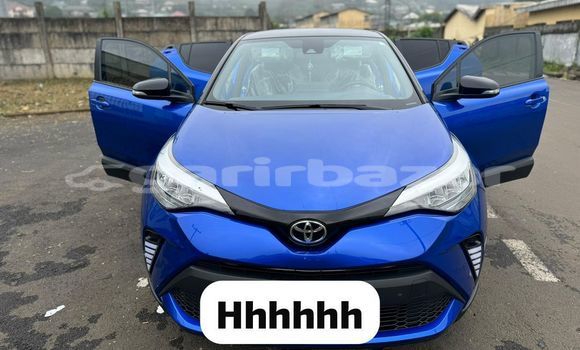 Acheter Occasion Voiture Toyota C-HR Bleu à Douala, Littoral Cameroon Acheter Occasion Voiture Toyota C-HR Bleu à Douala, Littoral Cameroon