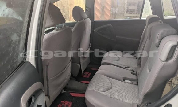 Acheter Occasion Voiture Toyota RAV4 Blanc à Douala, Littoral Cameroon Acheter Occasion Voiture Toyota RAV4 Blanc à Douala, Littoral Cameroon