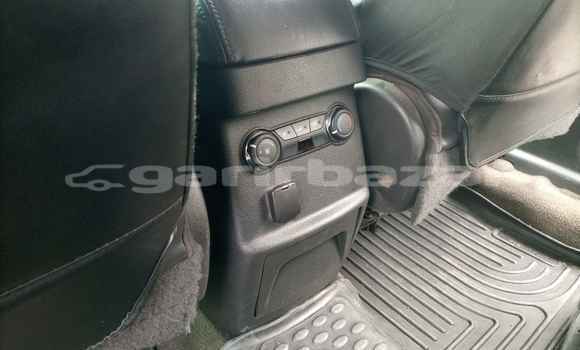 Sayi Na hannu Ford Explorer Sport Trac Black Mota in Douala a Ƙasar Kamaru Sayi Na hannu Ford Explorer Sport Trac Black Mota in Douala a Ƙasar Kamaru