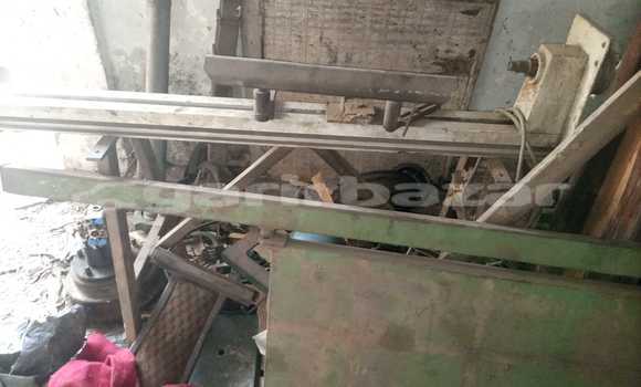 Acheter Occasion Utilitaire Caterpillar 120 Vert à Douala, Littoral Cameroon Acheter Occasion Utilitaire Caterpillar 120 Vert à Douala, Littoral Cameroon